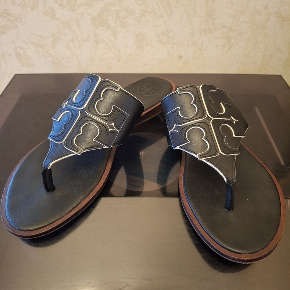 Tory Burch Jamie Weston Large Logo Black with White Trim - Picture 2 of 5